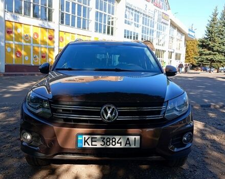 Коричневий Фольксваген Тігуан, об'ємом двигуна 2 л та пробігом 176 тис. км за 17000 $, фото 1 на Automoto.ua