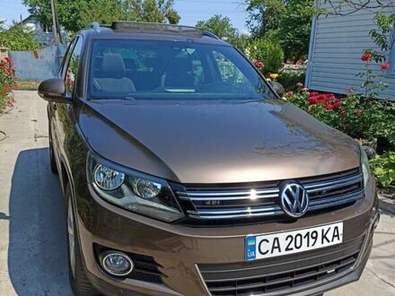 Фольксваген Тігуан 2015 у Черкасах на Automoto.ua Коричневий Фольксваген Тігуан, об'ємом двигуна 0 л та пробігом 85 тис. км за 15800 $, фото 1 на Automoto.ua
