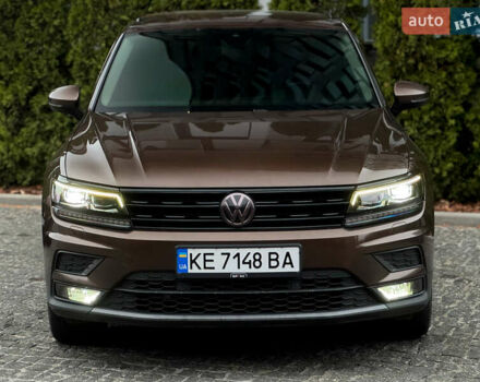 Коричневый Фольксваген Тигуан, объемом двигателя 1.97 л и пробегом 205 тыс. км за 19990 $, фото 1 на Automoto.ua