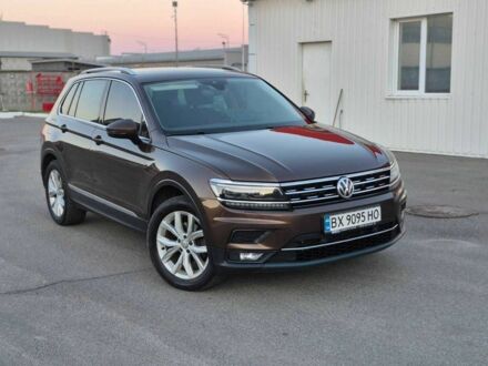 Фольксваген Тигуан 2017 в Вышгороде на Automoto.ua Коричневый Фольксваген Тигуан, объемом двигателя 2 л и пробегом 280 тыс. км за 22800 $, фото 1 на Automoto.ua