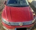 Красный Фольксваген Тигуан, объемом двигателя 2 л и пробегом 117 тыс. км за 28500 $, фото 1 на Automoto.ua