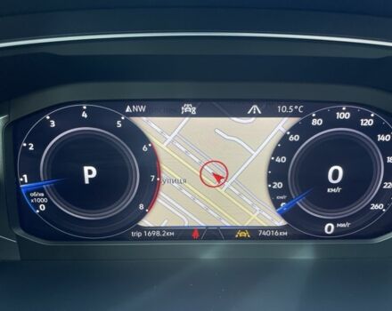 Красный Фольксваген Тигуан, объемом двигателя 2 л и пробегом 75 тыс. км за 19600 $, фото 21 на Automoto.ua