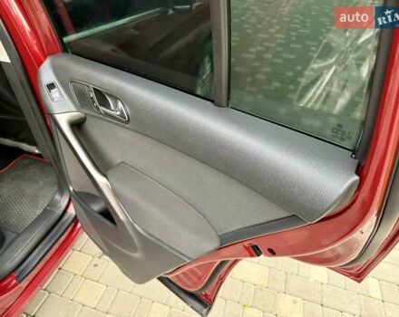 Красный Фольксваген Тигуан, объемом двигателя 2 л и пробегом 244 тыс. км за 8999 $, фото 56 на Automoto.ua