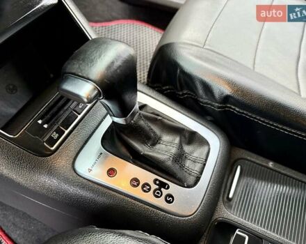 Красный Фольксваген Тигуан, объемом двигателя 2 л и пробегом 244 тыс. км за 8999 $, фото 38 на Automoto.ua