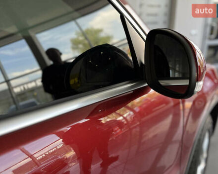 Красный Фольксваген Тигуан, объемом двигателя 2 л и пробегом 108 тыс. км за 12700 $, фото 8 на Automoto.ua