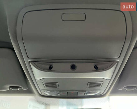 Красный Фольксваген Тигуан, объемом двигателя 2 л и пробегом 108 тыс. км за 12700 $, фото 18 на Automoto.ua