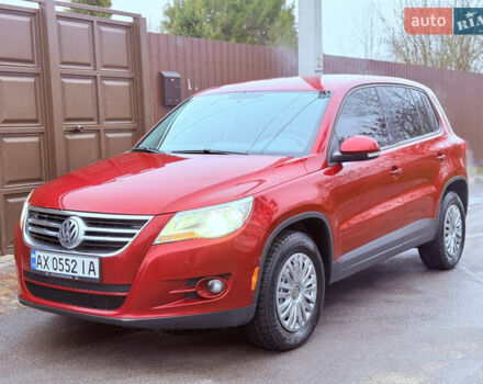 Червоний Фольксваген Тігуан, об'ємом двигуна 1.98 л та пробігом 218 тис. км за 8999 $, фото 6 на Automoto.ua