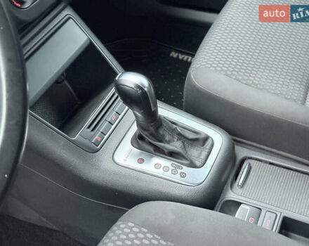 Червоний Фольксваген Тігуан, об'ємом двигуна 1.98 л та пробігом 218 тис. км за 8999 $, фото 35 на Automoto.ua