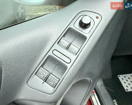 Червоний Фольксваген Тігуан, об'ємом двигуна 1.98 л та пробігом 218 тис. км за 8999 $, фото 49 на Automoto.ua