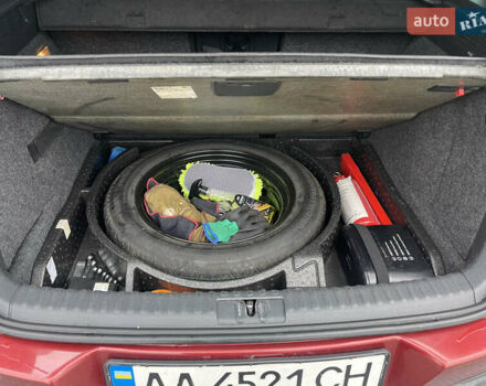 Червоний Фольксваген Тігуан, об'ємом двигуна 2 л та пробігом 232 тис. км за 10900 $, фото 23 на Automoto.ua