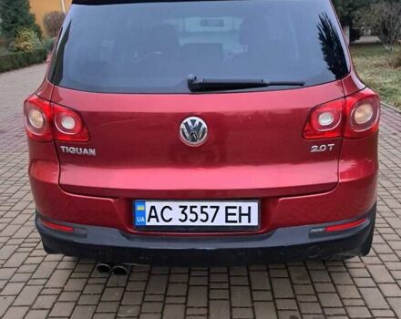 Красный Фольксваген Тигуан, объемом двигателя 1.98 л и пробегом 196 тыс. км за 9500 $, фото 10 на Automoto.ua