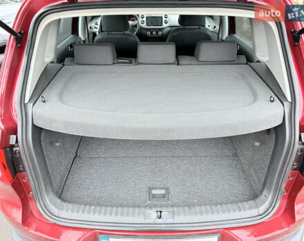 Червоний Фольксваген Тігуан, об'ємом двигуна 1.98 л та пробігом 218 тис. км за 8999 $, фото 45 на Automoto.ua