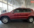 Красный Фольксваген Тигуан, объемом двигателя 2 л и пробегом 108 тыс. км за 12700 $, фото 3 на Automoto.ua