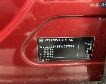 Червоний Фольксваген Тігуан, об'ємом двигуна 2 л та пробігом 232 тис. км за 10900 $, фото 32 на Automoto.ua