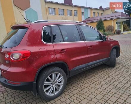 Красный Фольксваген Тигуан, объемом двигателя 1.98 л и пробегом 196 тыс. км за 9500 $, фото 5 на Automoto.ua