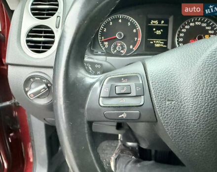 Червоний Фольксваген Тігуан, об'ємом двигуна 1.98 л та пробігом 218 тис. км за 8999 $, фото 39 на Automoto.ua