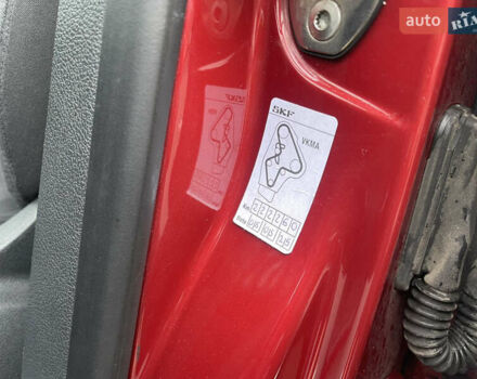 Червоний Фольксваген Тігуан, об'ємом двигуна 2 л та пробігом 232 тис. км за 10900 $, фото 31 на Automoto.ua