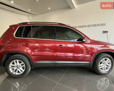 Красный Фольксваген Тигуан, объемом двигателя 2 л и пробегом 108 тыс. км за 12700 $, фото 7 на Automoto.ua