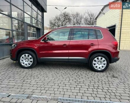 Красный Фольксваген Тигуан, объемом двигателя 1.98 л и пробегом 120 тыс. км за 11800 $, фото 3 на Automoto.ua