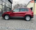 Красный Фольксваген Тигуан, объемом двигателя 1.98 л и пробегом 120 тыс. км за 11800 $, фото 3 на Automoto.ua
