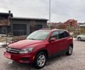 Красный Фольксваген Тигуан, объемом двигателя 2 л и пробегом 198 тыс. км за 8999 $, фото 2 на Automoto.ua