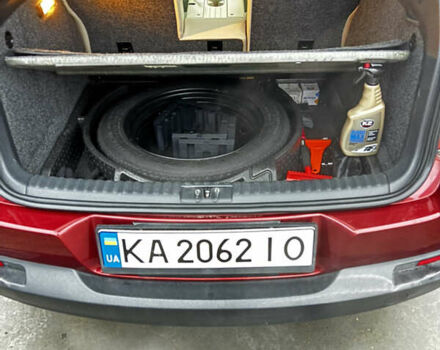 Красный Фольксваген Тигуан, объемом двигателя 1.98 л и пробегом 224 тыс. км за 11500 $, фото 12 на Automoto.ua