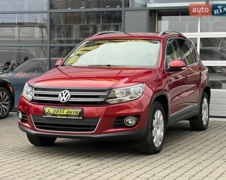 Красный Фольксваген Тигуан, объемом двигателя 1.98 л и пробегом 120 тыс. км за 11800 $, фото 2 на Automoto.ua
