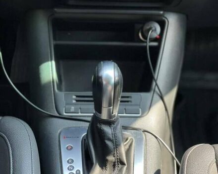 Червоний Фольксваген Тігуан, об'ємом двигуна 2 л та пробігом 91 тис. км за 13500 $, фото 10 на Automoto.ua