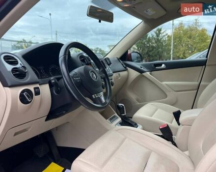 Красный Фольксваген Тигуан, объемом двигателя 1.98 л и пробегом 175 тыс. км за 13800 $, фото 20 на Automoto.ua