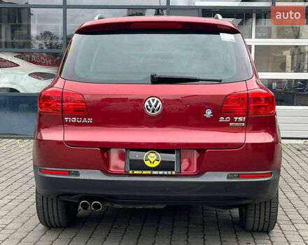 Красный Фольксваген Тигуан, объемом двигателя 1.98 л и пробегом 175 тыс. км за 13800 $, фото 4 на Automoto.ua