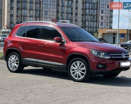 Червоний Фольксваген Тігуан, об'ємом двигуна 2 л та пробігом 91 тис. км за 13500 $, фото 3 на Automoto.ua