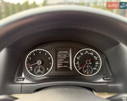 Красный Фольксваген Тигуан, объемом двигателя 1.98 л и пробегом 181 тыс. км за 13499 $, фото 55 на Automoto.ua