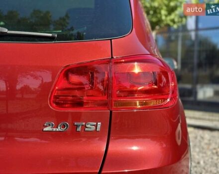 Красный Фольксваген Тигуан, объемом двигателя 2 л и пробегом 236 тыс. км за 12550 $, фото 31 на Automoto.ua
