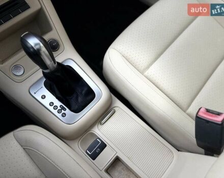 Красный Фольксваген Тигуан, объемом двигателя 1.98 л и пробегом 181 тыс. км за 13499 $, фото 58 на Automoto.ua