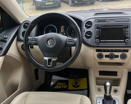 Красный Фольксваген Тигуан, объемом двигателя 2 л и пробегом 231 тыс. км за 12999 $, фото 22 на Automoto.ua