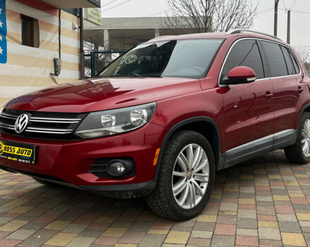 Красный Фольксваген Тигуан, объемом двигателя 2 л и пробегом 231 тыс. км за 12999 $, фото 2 на Automoto.ua