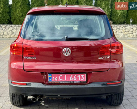 Красный Фольксваген Тигуан, объемом двигателя 1.98 л и пробегом 160 тыс. км за 12000 $, фото 5 на Automoto.ua