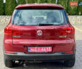 Красный Фольксваген Тигуан, объемом двигателя 1.98 л и пробегом 160 тыс. км за 12000 $, фото 5 на Automoto.ua