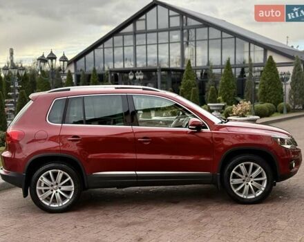 Красный Фольксваген Тигуан, объемом двигателя 1.98 л и пробегом 181 тыс. км за 13499 $, фото 23 на Automoto.ua