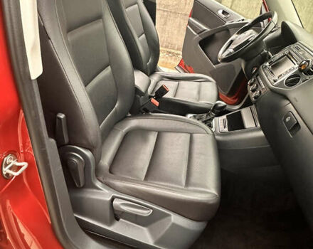 Червоний Фольксваген Тігуан, об'ємом двигуна 1.98 л та пробігом 167 тис. км за 11300 $, фото 15 на Automoto.ua