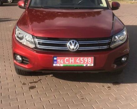 Красный Фольксваген Тигуан, объемом двигателя 2 л и пробегом 177 тыс. км за 12700 $, фото 7 на Automoto.ua