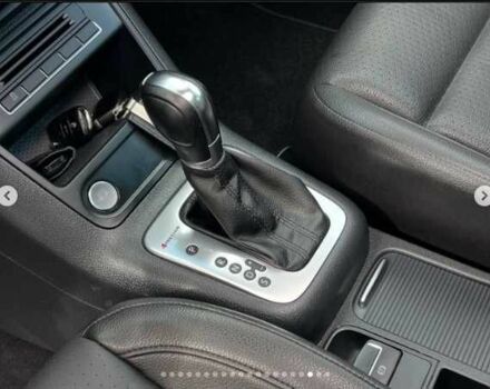 Красный Фольксваген Тигуан, объемом двигателя 2 л и пробегом 205 тыс. км за 12000 $, фото 17 на Automoto.ua