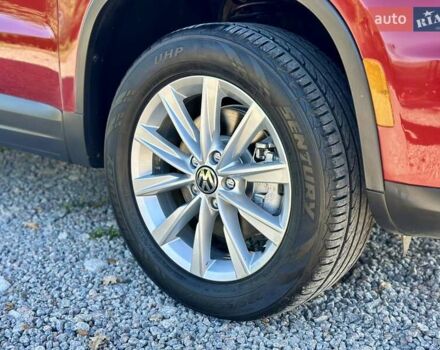 Красный Фольксваген Тигуан, объемом двигателя 2 л и пробегом 236 тыс. км за 12550 $, фото 7 на Automoto.ua