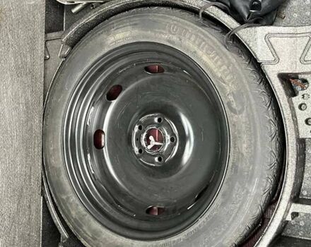 Червоний Фольксваген Тігуан, об'ємом двигуна 2 л та пробігом 142 тис. км за 7900 $, фото 22 на Automoto.ua