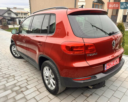Червоний Фольксваген Тігуан, об'ємом двигуна 1.98 л та пробігом 167 тис. км за 11300 $, фото 7 на Automoto.ua