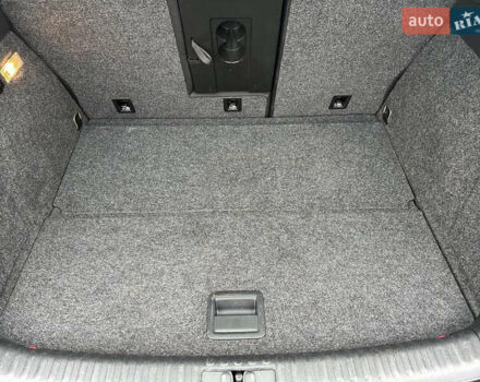 Червоний Фольксваген Тігуан, об'ємом двигуна 2 л та пробігом 140 тис. км за 11100 $, фото 40 на Automoto.ua