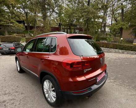 Красный Фольксваген Тигуан, объемом двигателя 2 л и пробегом 162 тыс. км за 14700 $, фото 9 на Automoto.ua