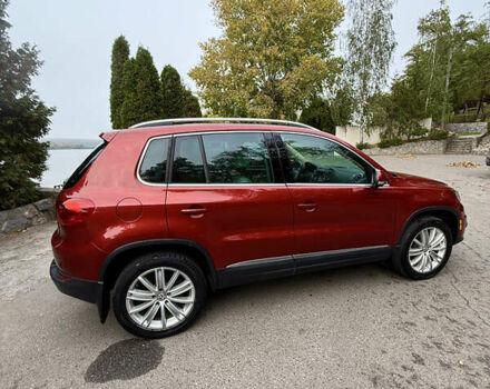 Красный Фольксваген Тигуан, объемом двигателя 2 л и пробегом 162 тыс. км за 14700 $, фото 6 на Automoto.ua
