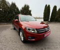 Красный Фольксваген Тигуан, объемом двигателя 2 л и пробегом 162 тыс. км за 14700 $, фото 1 на Automoto.ua