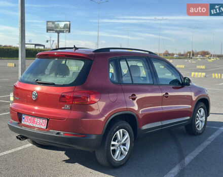 Красный Фольксваген Тигуан, объемом двигателя 1.98 л и пробегом 94 тыс. км за 13750 $, фото 8 на Automoto.ua